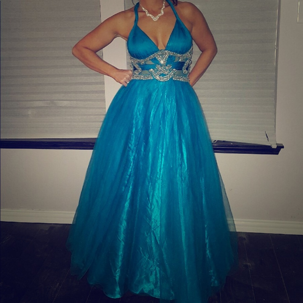 Beautiful blue floor length formal